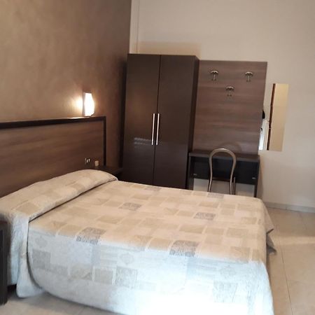 Hotel Salus Milano Eksteriør bilde
