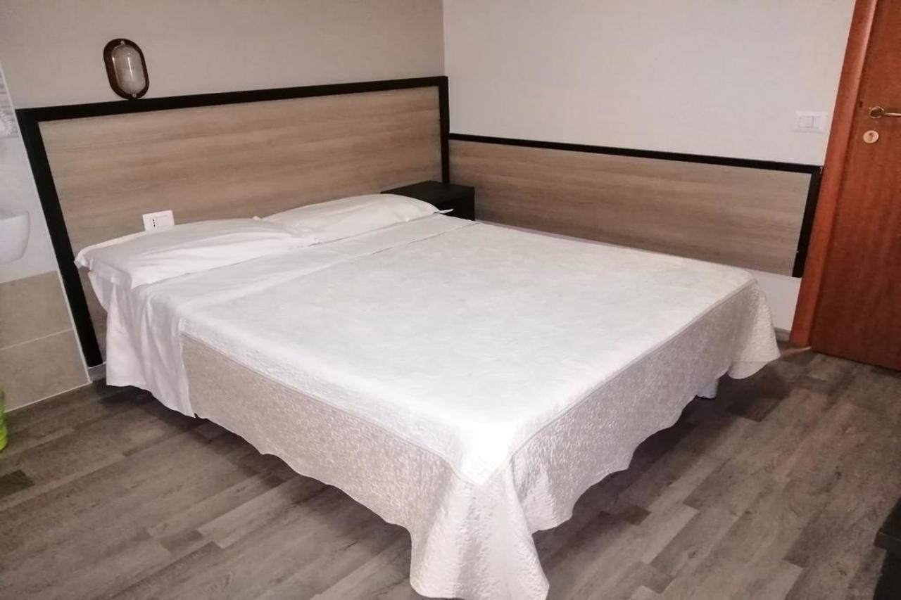 Hotel Salus Milano Eksteriør bilde