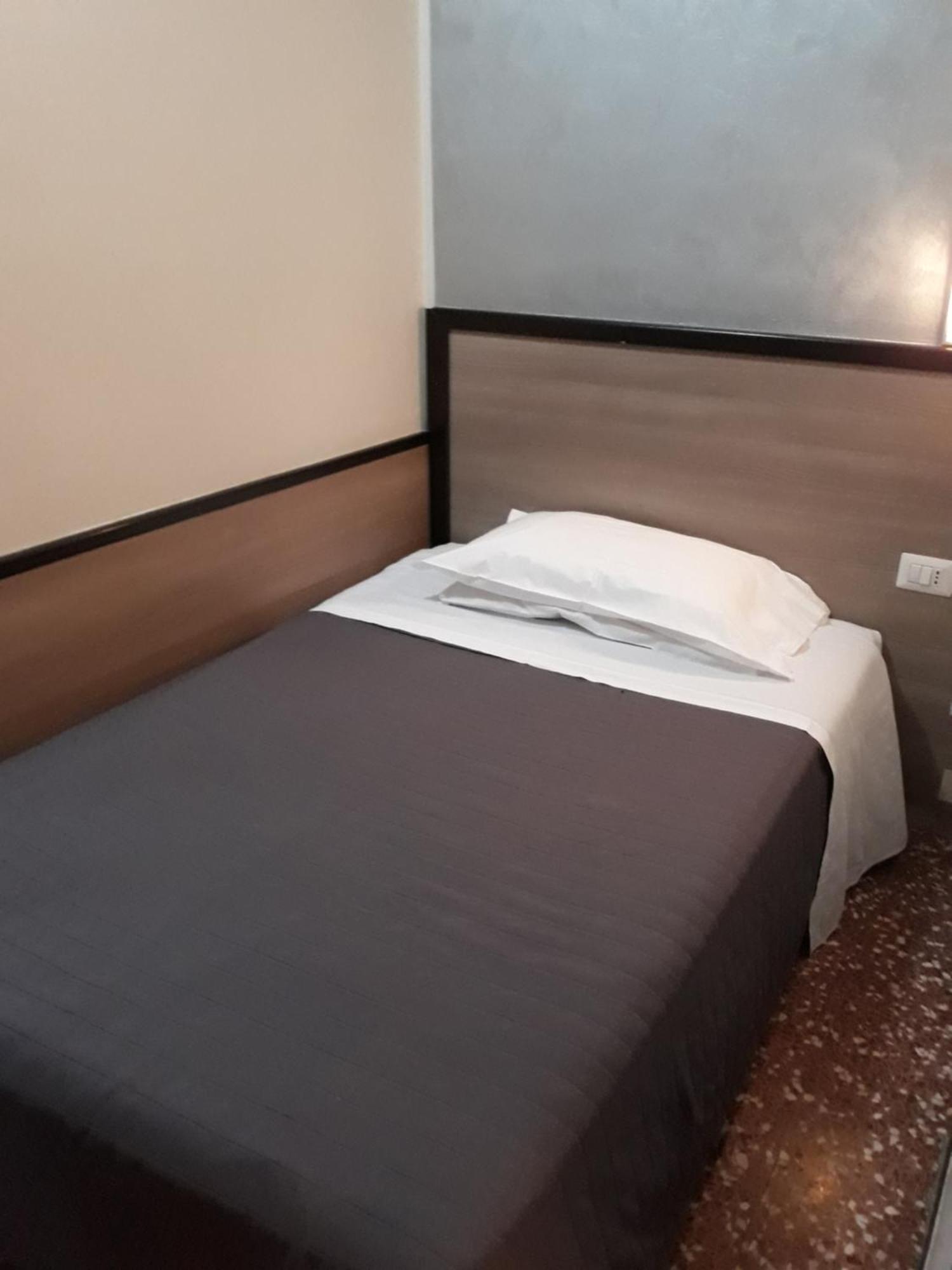 Hotel Salus Milano Eksteriør bilde