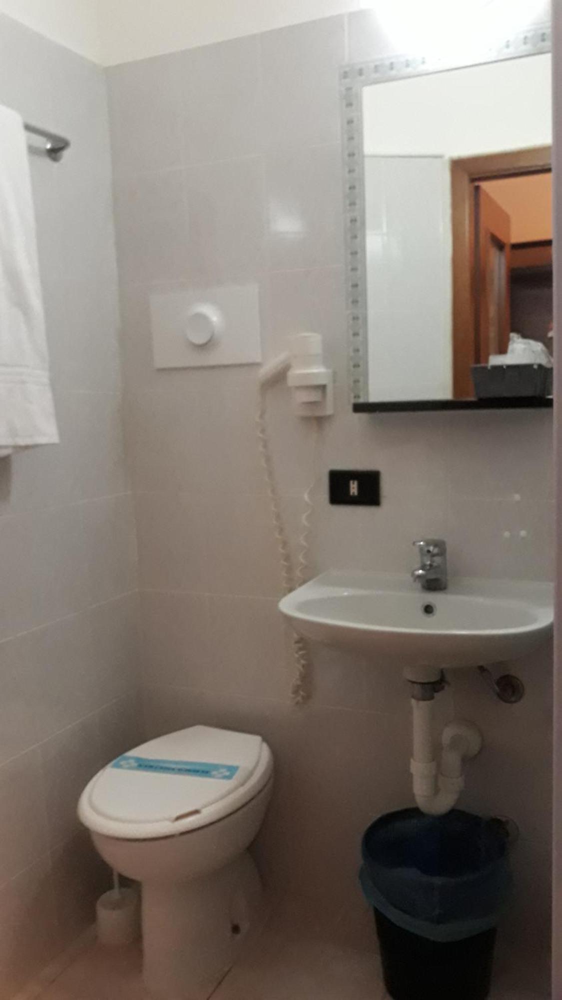 Hotel Salus Milano Eksteriør bilde