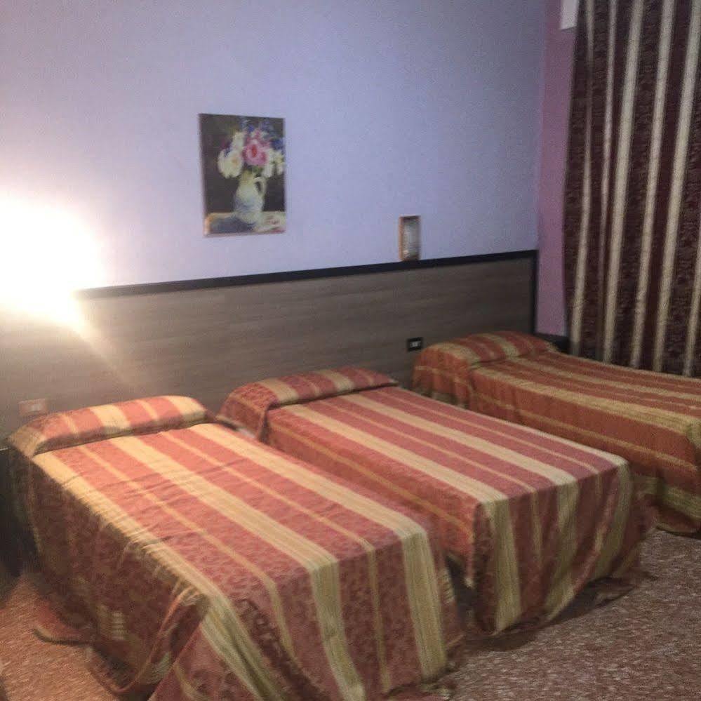 Hotel Salus Milano Eksteriør bilde